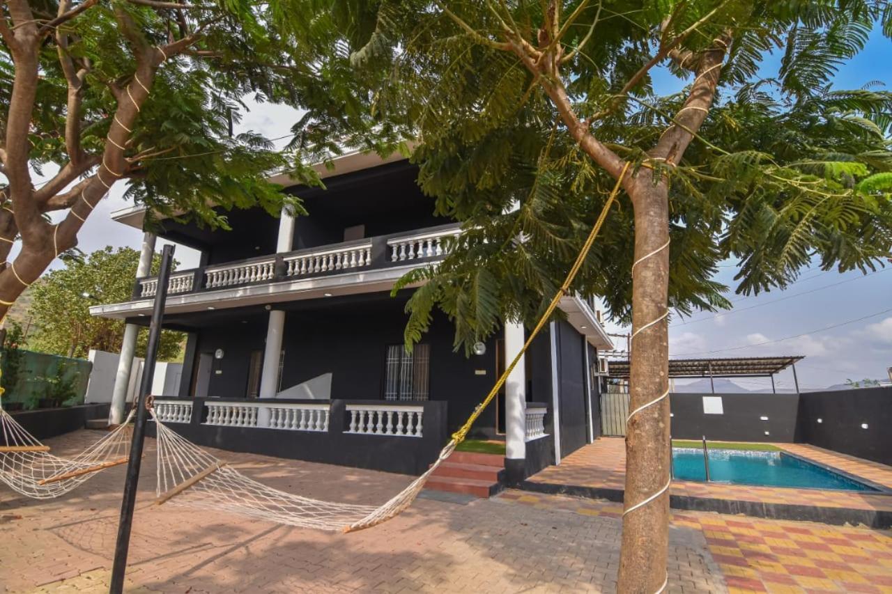Black Stone Villa Kārli 외부 사진