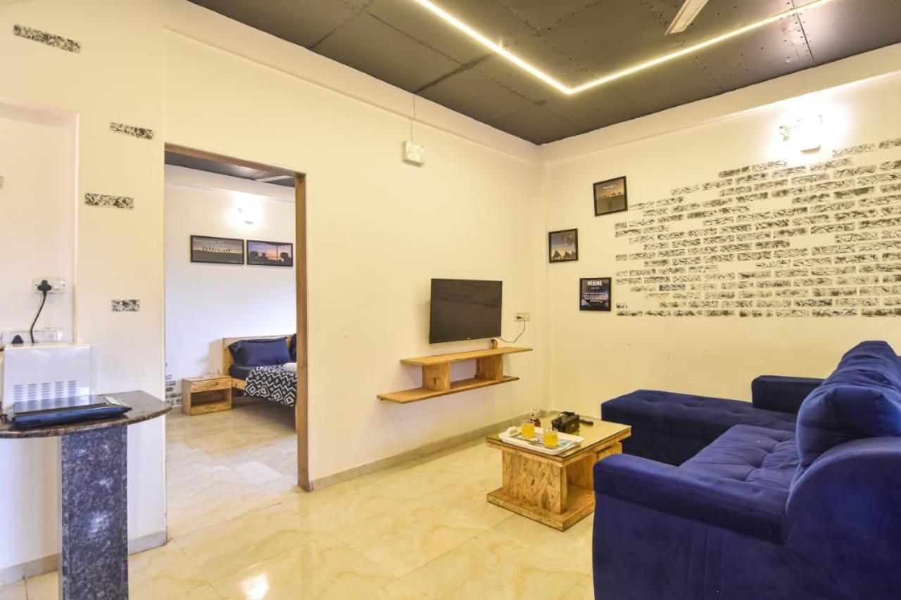 Black Stone Villa Kārli 외부 사진